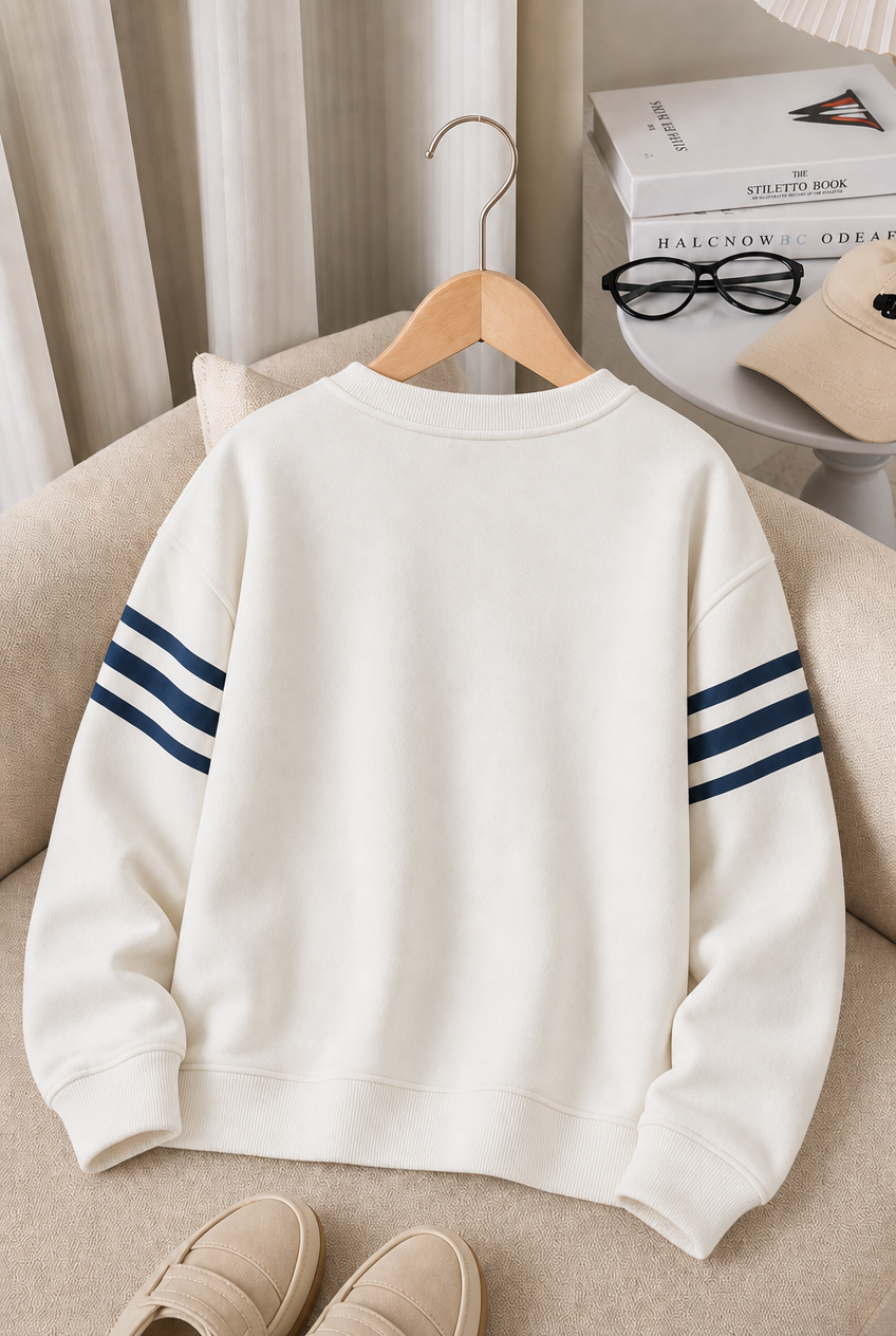 Çocuk Ekru Baskılı Kolları Lacivert Şeritli Bisiklet Yaka Sweatshirt