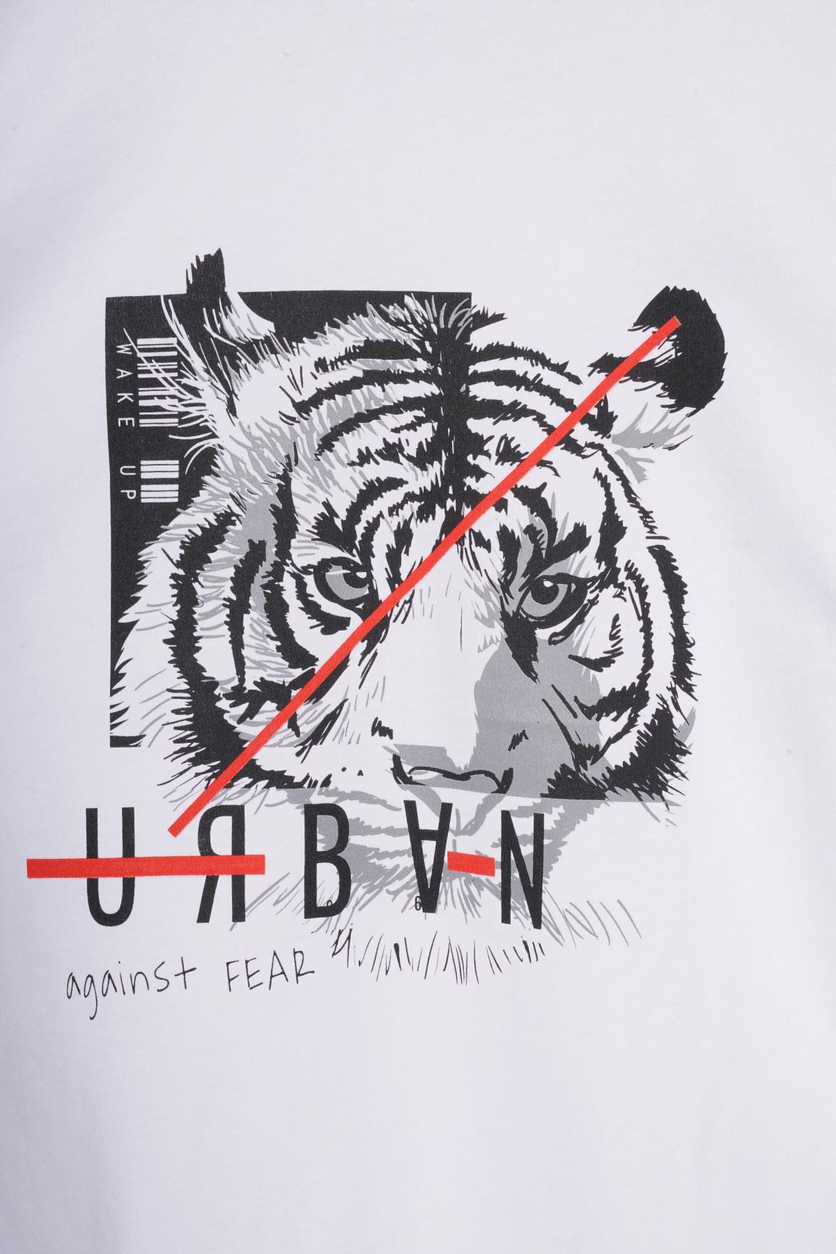 Bisiklet Yaka Kaplan Baskılı Beyaz Renk Erkek Çocuk Tshirt