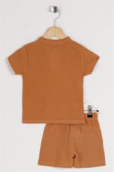 Bisiklet Yaka Kısa Kol Düğme Detaylı Açık Kahverengi Renk Erkek Çocuk Şortlu Takım