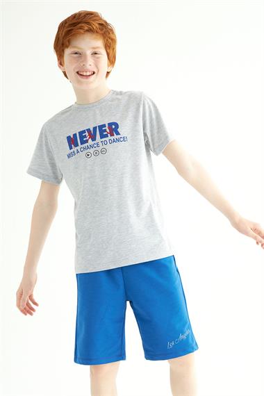 Bisiklet Yaka Kısa Kol Never Stop Smiling Baskılı Gri Melanj Renk Erkek Çocuk Kaprili Takım