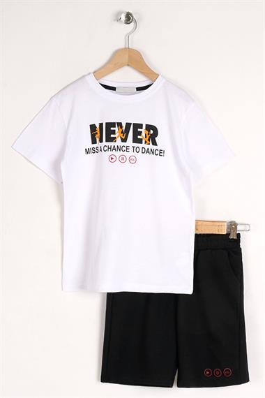 Bisiklet Yaka Kısa Kol Never Stop Smiling Baskılı Beyaz Renk Erkek Çocuk Kaprili Takım