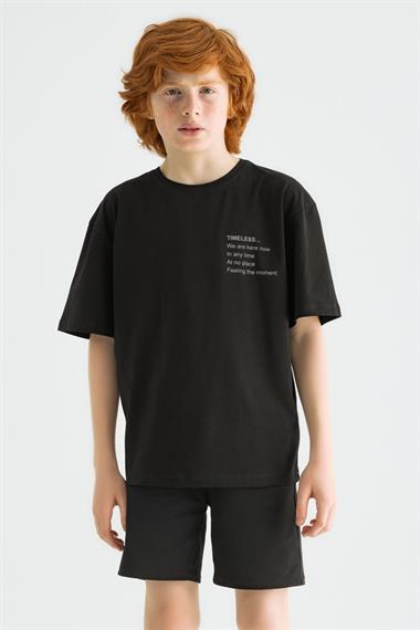 Bisiklet Yaka Kısa Kol Timeless Baskılı Siyah Renk Erkek Çocuk Tshirt