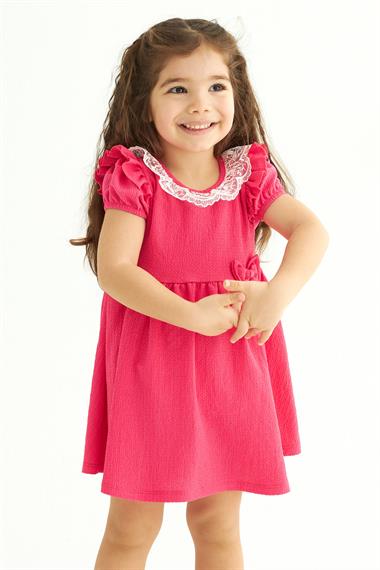 Kare Yaka Fırfır Kol Bısıklet Yaka Kurdale Detaylı Yakası Dantelli Fuşya Renk Kız Çocuk Elbıse