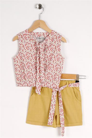 Bisiklet Yaka Sıfır Kol Çiçek Desenli Yaka Bağcıklı Kahve Hardal Renk Kız Çocuk Şortlu Takım