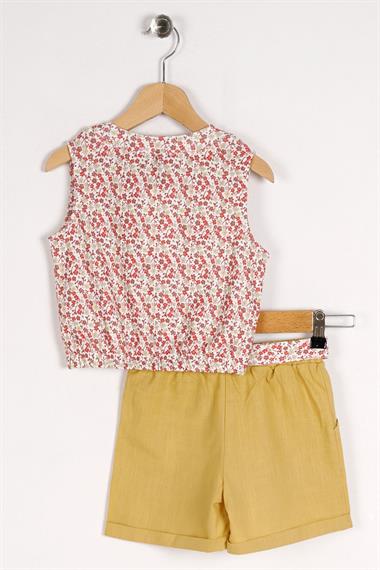 Bisiklet Yaka Sıfır Kol Çiçek Desenli Yaka Bağcıklı Kahve Hardal Renk Kız Çocuk Şortlu Takım