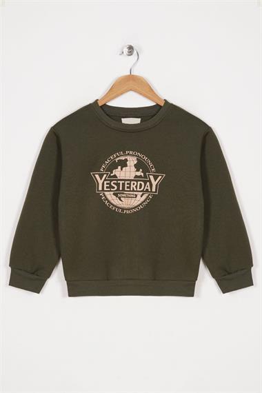 Bisiklet Yaka Uzun Kol Yesterday Yazı Baskılı Haki Renk Kız Çocuk Sweatshirt