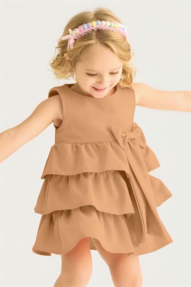 Bisiklet Yaka Kurdele Detaylı Eteği Fırfırlı Sıfır Kol Kahverengi Renk Kız Çocuk Elbise
