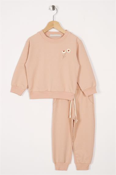 Bisiklet Yaka Uzun Kol Papatya Nakışlı Bej Renk Kız Çocuk Eşofman Takım