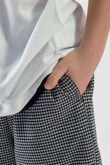 Bisiklet Yaka Kısa Kol Ekru Sıyah Renk Erkek Cocuk Sortlu Takım