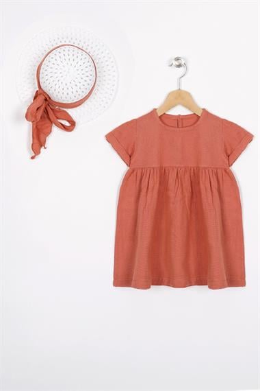 Bisiklet Yaka Kısa Kol Sapka Aksesuarlı Kıremıt Renk Kız Cocuk Elbıse