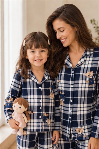 Anne Kız Pijama Takımı Lacivert Ayıcık Desenli Uzun Kollu Rahat Ev Giyim Takımı