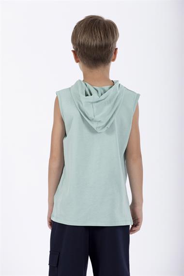 Baskılı Kapüşonlu Sıfır Kol Yeşil Renk Erkek Çocuk Tshirt