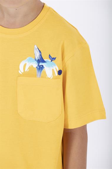 Bisiklet Yaka Kısa Kol Balına Baskılı Koyu Sari Renk Erkek Çocuk Tshirt