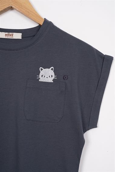 Bisiklet Yaka Kısa Kol Cep Detaylı Simli Kedi Baskılı Füme Renk Kız Çocuk Tshirt