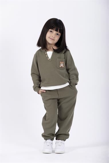 Bisiklet Yaka Uzun Kol Ayıcık Armalı Garnılı Bel Paca Lastikli Haki Renk Kız Çocuk Esofman Takım
