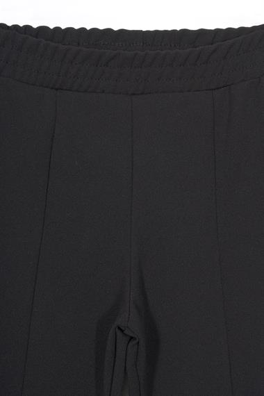 İspanyol Paça Yırtmaç Detaylı Siyah Renk Kız Çocuk Pantolon