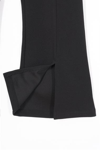 İspanyol Paça Yırtmaç Detaylı Siyah Renk Kız Çocuk Pantolon