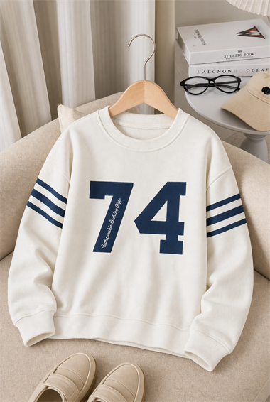 Çocuk Ekru Baskılı Kolları Lacivert Şeritli Bisiklet Yaka Sweatshirt