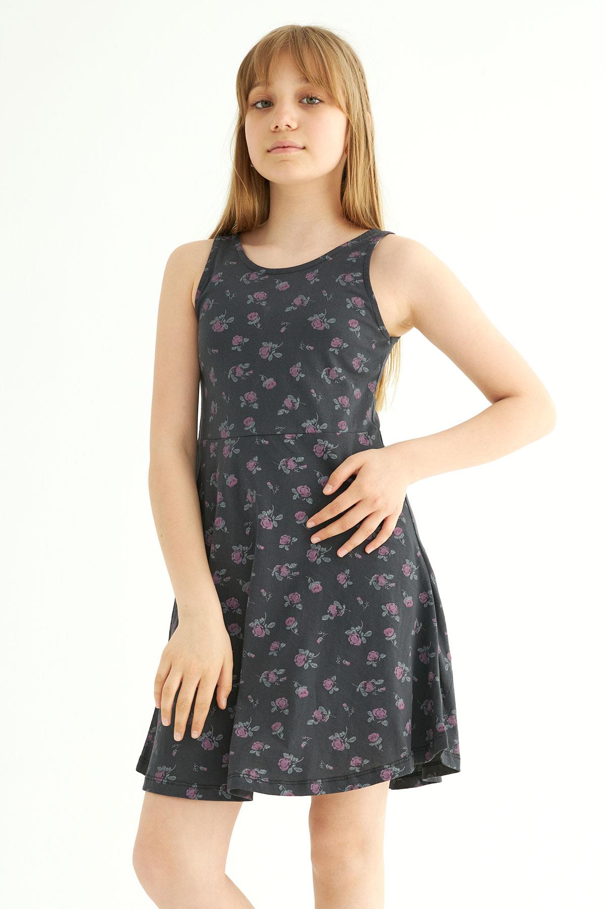 Yuvarlak Yaka Sıfır Kol Gül Metraj - Siyah Renk Kız Çocuk Elbıse