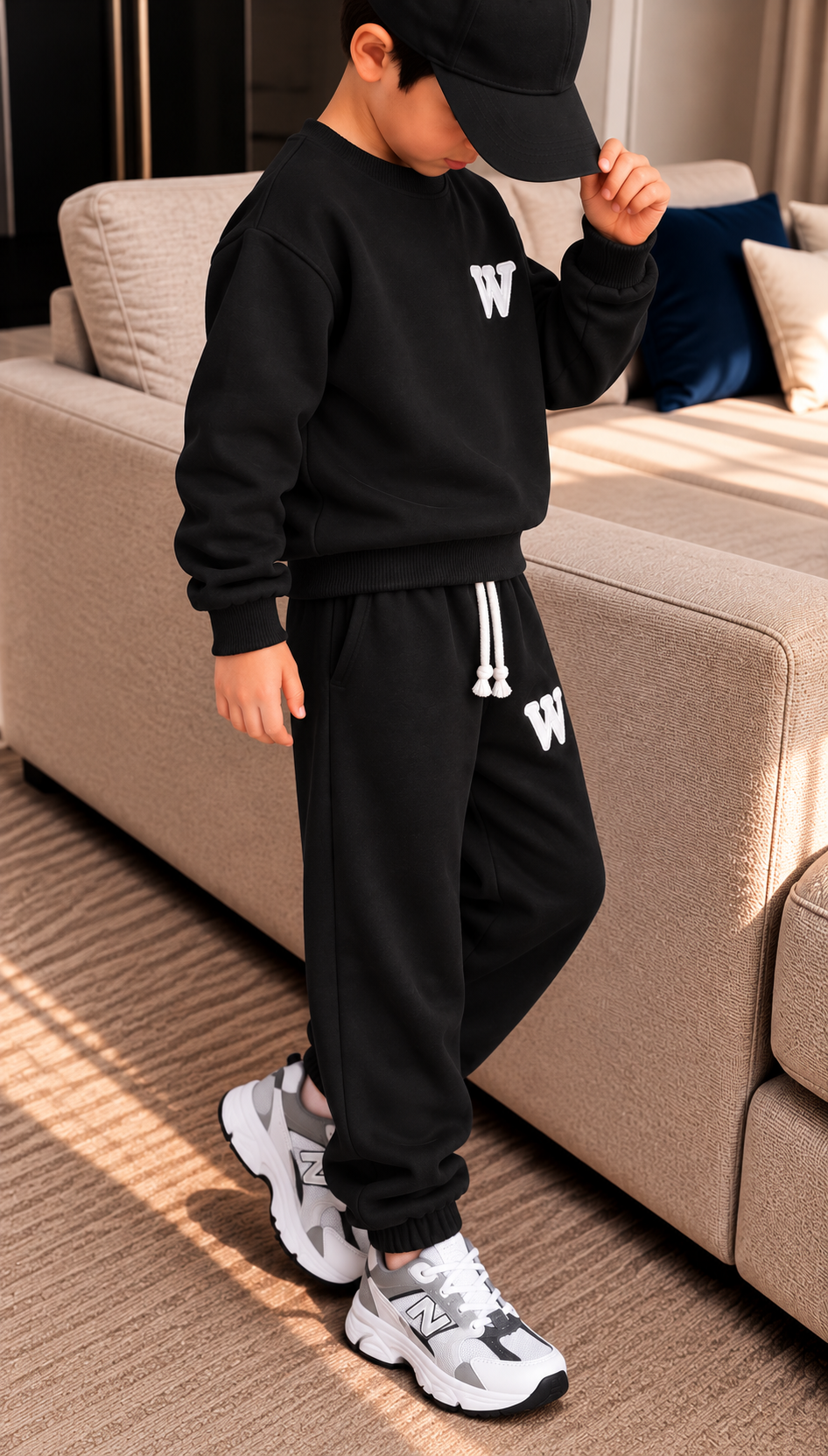 Erkek Çocuk 3 İplik Eşofman Takımı Siyah Renk W Baskılı Sweatshirt ve Jogger Pantolon