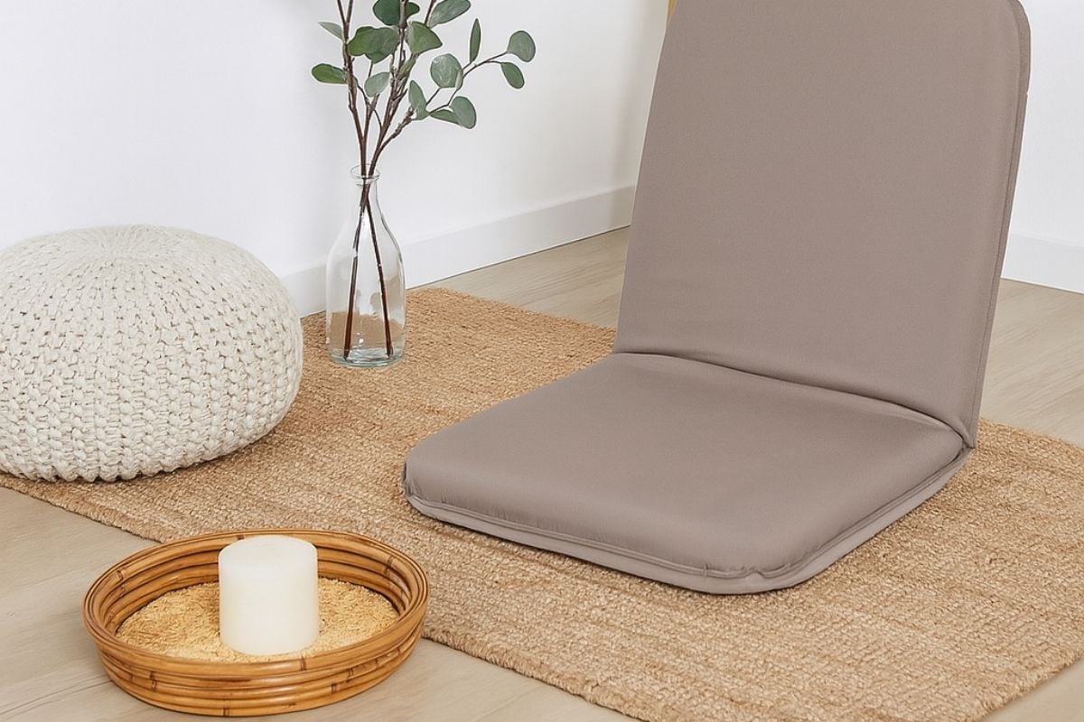 Yoga ve meditasyon köşesi oluşturma rehberi dekoratif öğeler