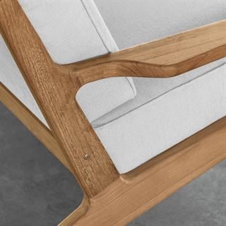 Gloster Bay Lounge Chair Natural Teak Frame