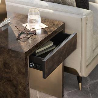 Caracole Beside It Yan Sehpa