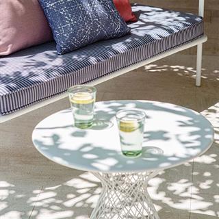 Emu Como White Yan Sehpa