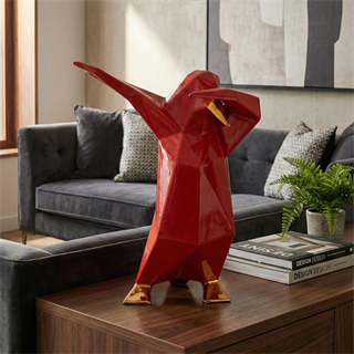 Bosa Dab Penguin Glossy Fire Red Biblo