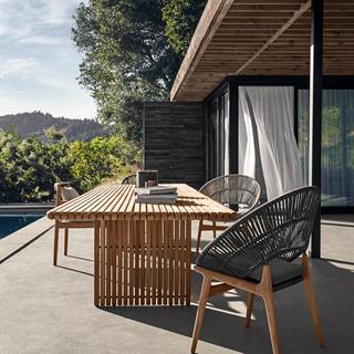 Gloster Deck 365 Teak Masa