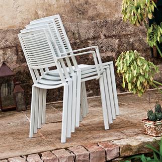 Fast Easy White Armchair