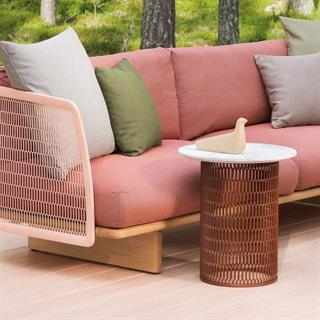 Kettal Mesh Wet Stone Yuvarlak Yan Sehpa