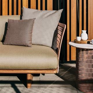 Kettal Mesh Manganese Yuvarlak Yan Sehpa