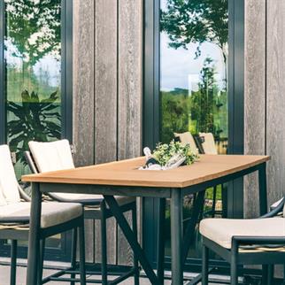 Apple Bee Milou Bar Masası