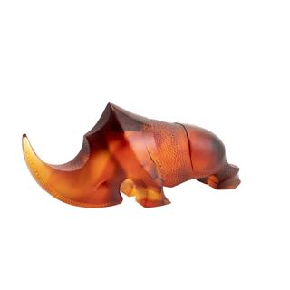 Pellini Gergedan Heykeli-Ambre