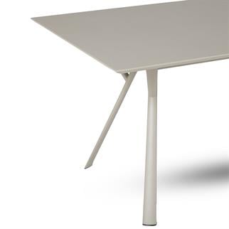 Fast Radice Pearly Gold Yemek Masası