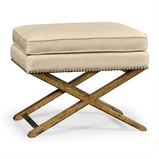 Jonathan Charles Sussex Light Brown Chestnut Puf