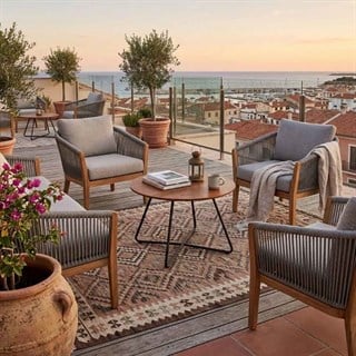 Alfresco Teak Yuvarlak Bahçe Orta Sehpası