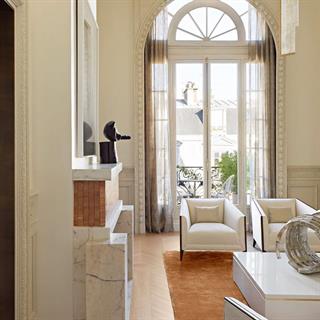 Aubree Single Sofa-Fabric (Grade HIJ)