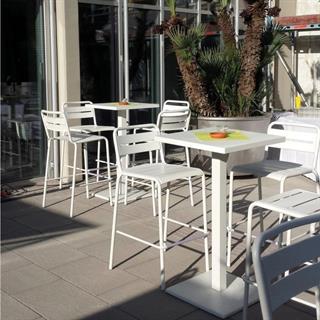 Emu Star İstiflenebilir Bar Sandalyesi