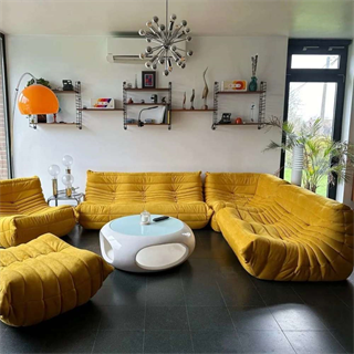 Ligne Roset Togo Small Curry İkili Kanepe