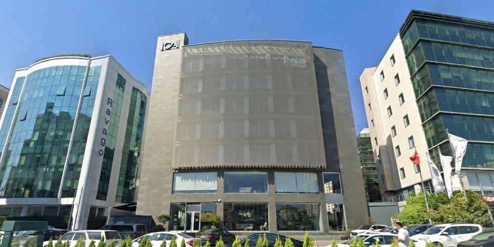 Ataşehir Plaza Showroom