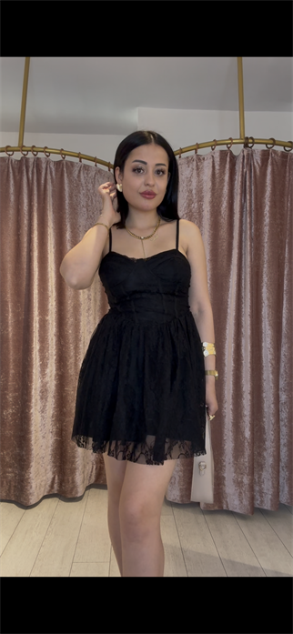 Dantel Detay Gece Elbisesi Siyah