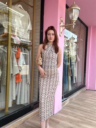 Halter Yaka Büzgülü Tül Elbise Bej