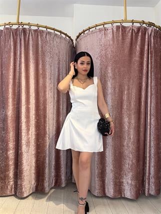 Kalın Askılı Parlak Kumaş Elbise Beyaz