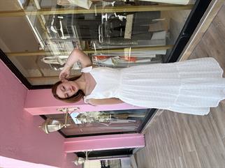 Kendinden Desenli Uzun Elbise Beyaz