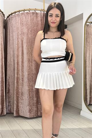 Şerit Detay Pileli  Takım Beyaz