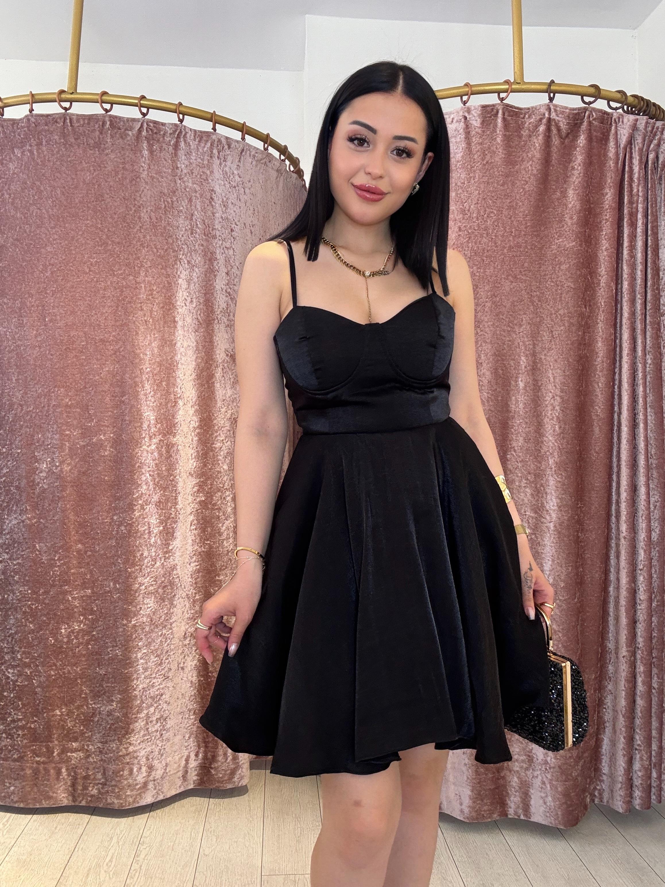 Ayarlanabilir Askılı Saten Elbise Siyah