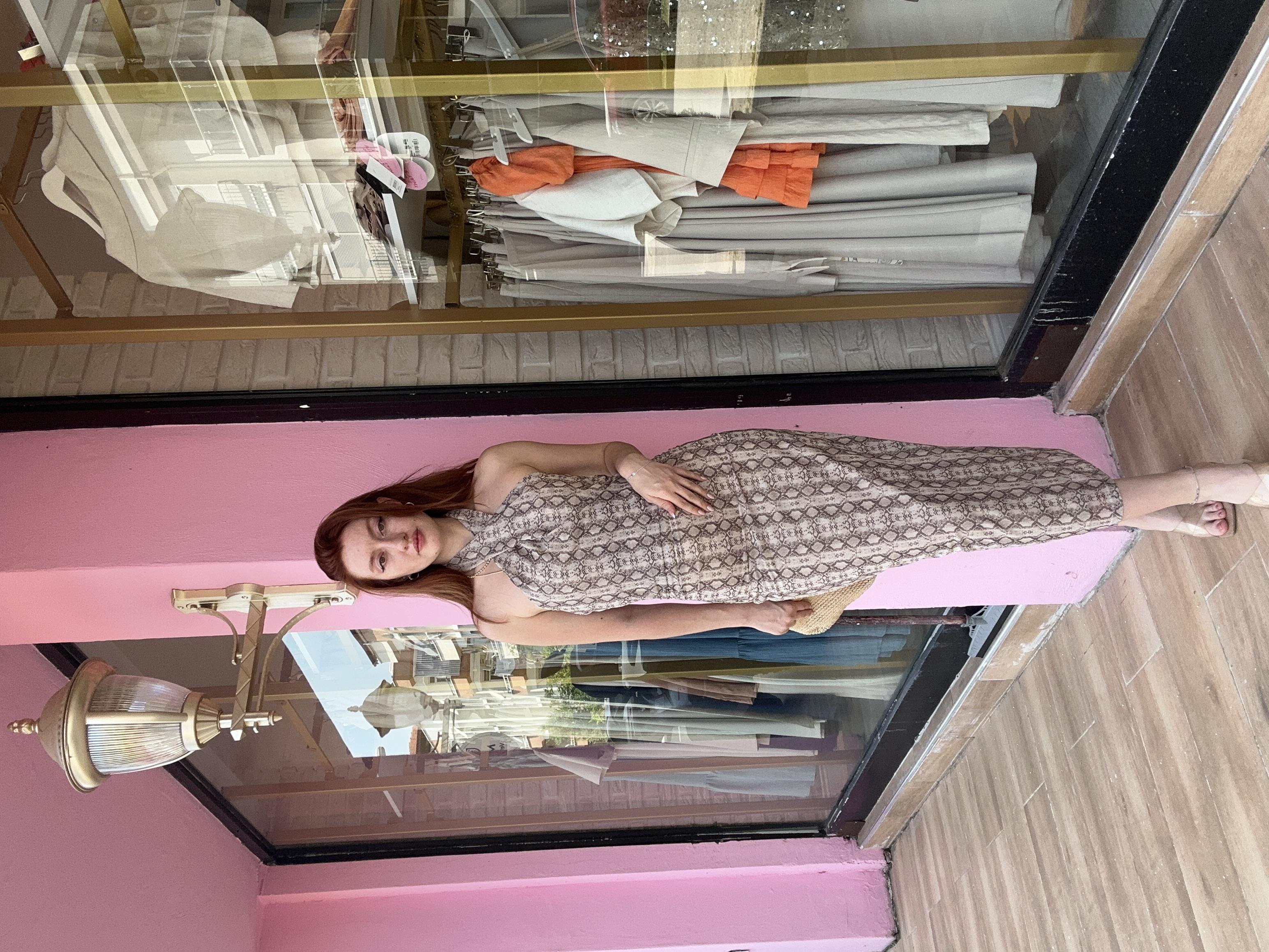 Halter Yaka Büzgülü Tül Elbise Bej