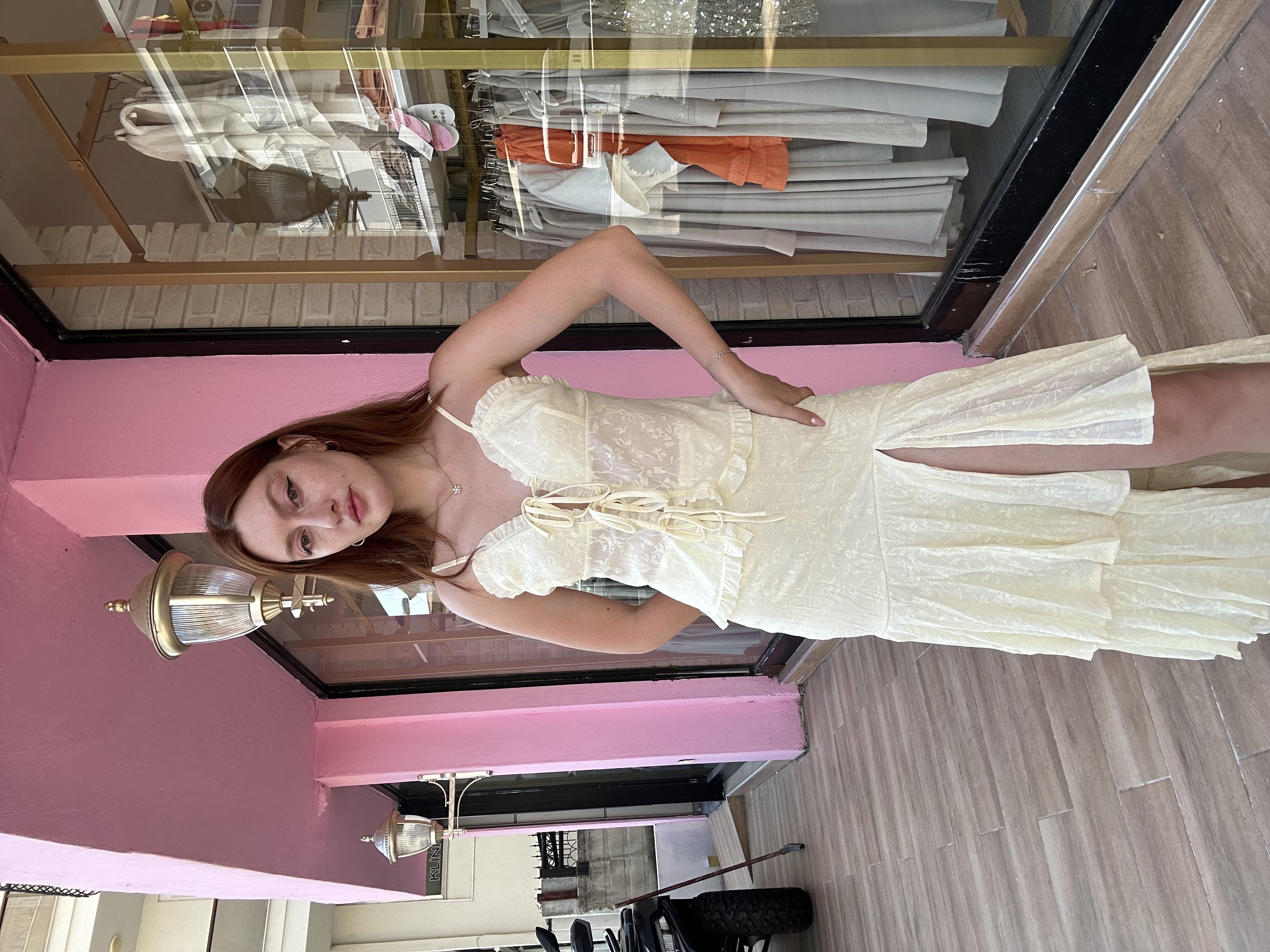 Uzun Yırtmaç Detay Etek Sarı 